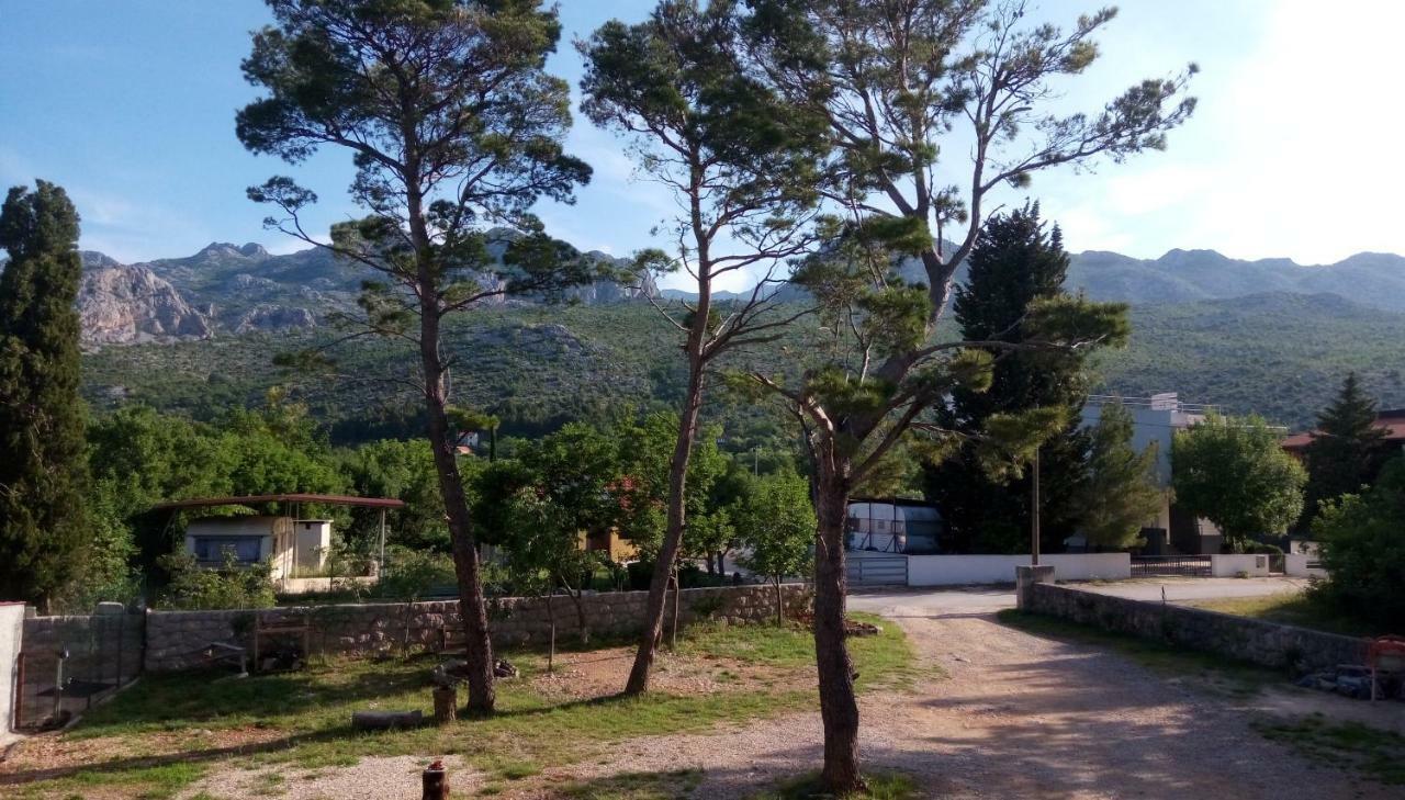 Apartmani Spomenka 셀리네 외부 사진