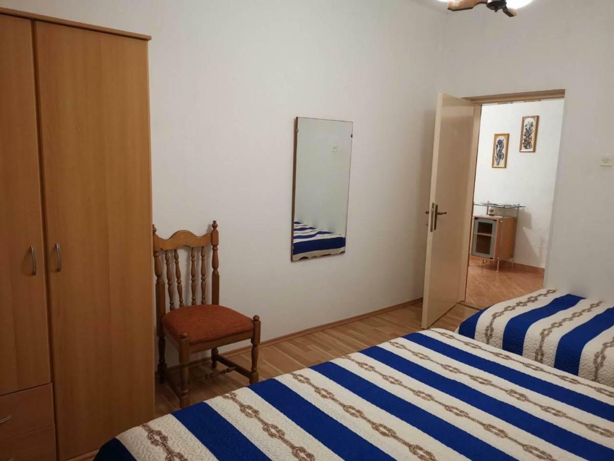Apartmani Spomenka 셀리네 외부 사진