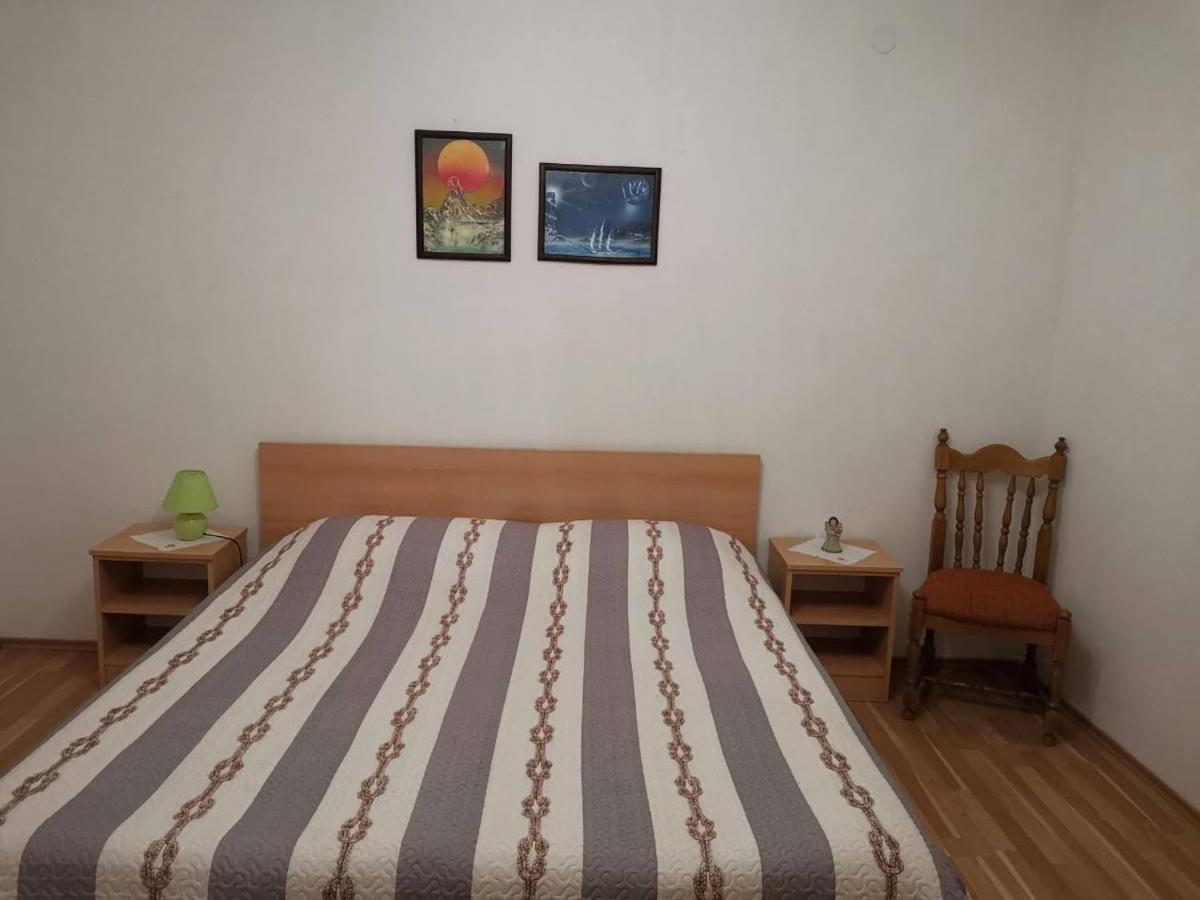 Apartmani Spomenka 셀리네 외부 사진